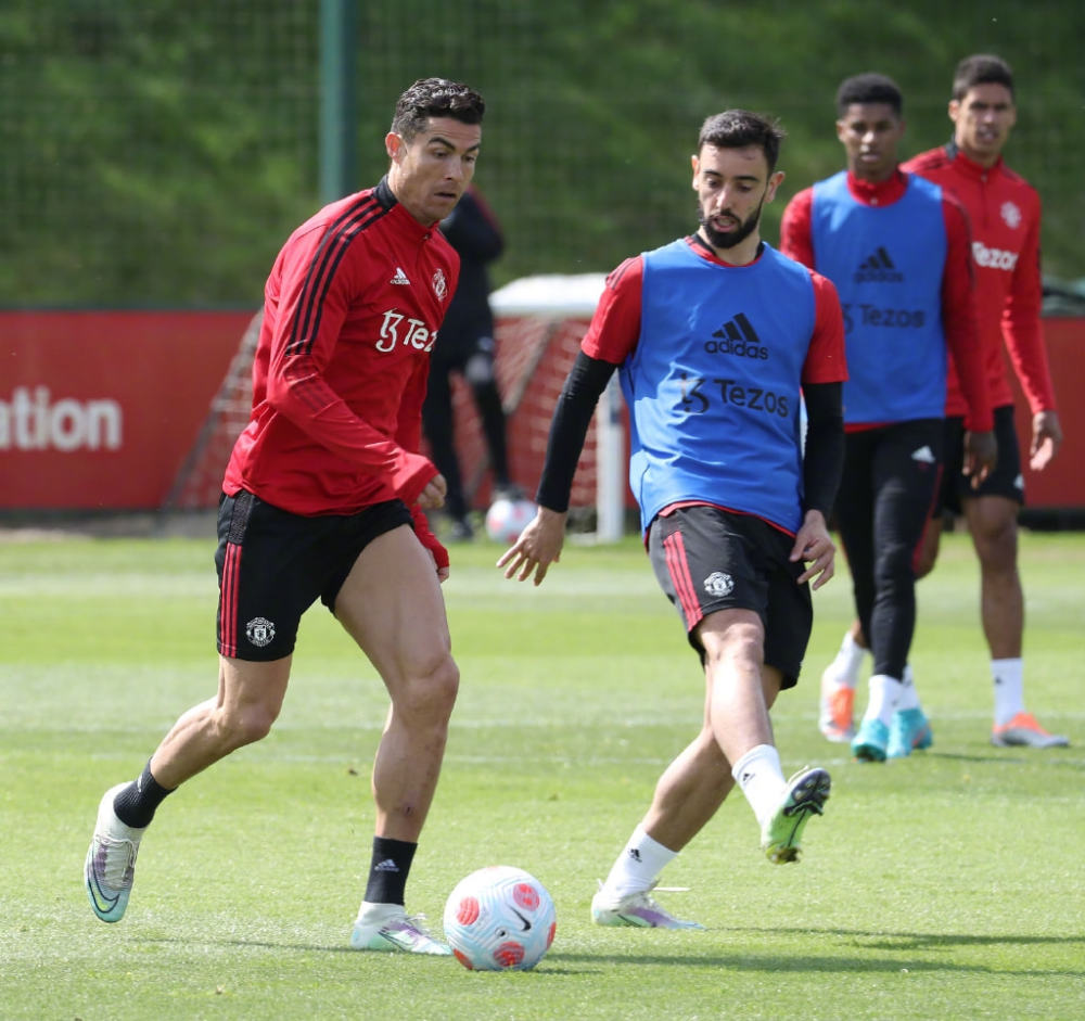 韦世豪在场 韦世豪在场