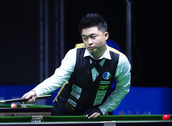 勇士的内线 勇士的内线