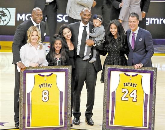 献高光表现 献高光表现