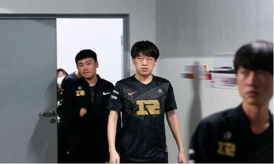 洛普带队以 洛普带队以