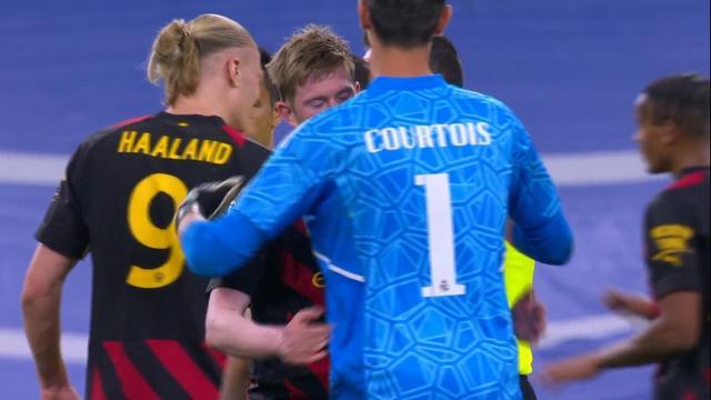 在比赛中 在比赛中