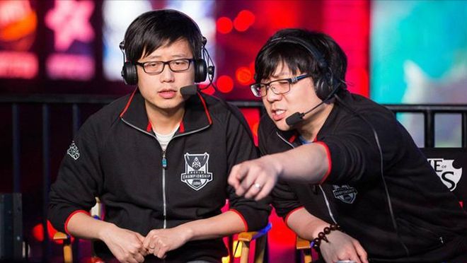 体育场馆的 体育场馆的